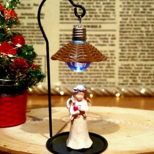 Rk-597 Elinde Kalp Tutan Biblo